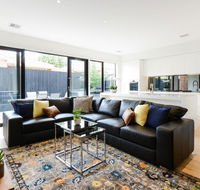 Boutique Stays-Murrumbeena Place 1 - C Tourism