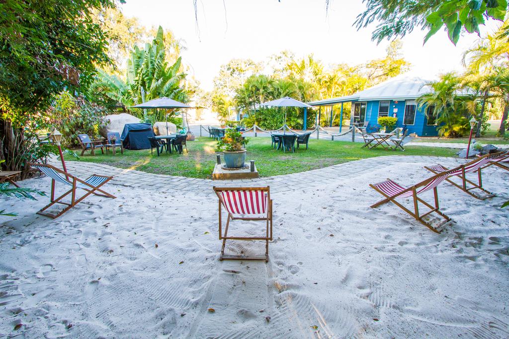 Boyne Island QLD C Tourism