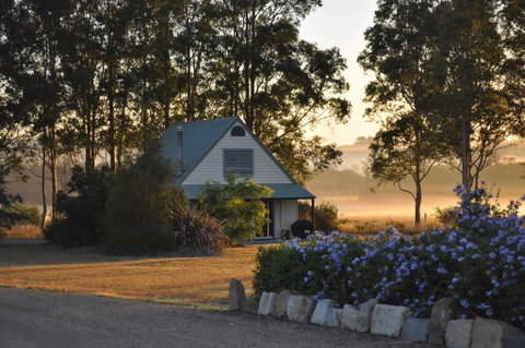 Bracken Ridge Villas - C Tourism 1