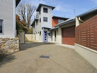 Breakaway Bright - Superb Townhouse