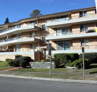 Breakers 8 - Main Beach Location - C Tourism