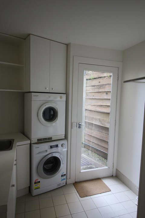 Breakers Holiday House - C Tourism 3