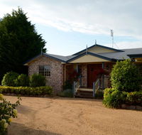 Brick Creek House - C Tourism