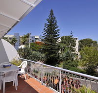 Bright  comfortable in quiet location - C Tourism