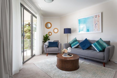 Bright Modern Apartment Steps From Beach And Ferry - C Tourism 0
