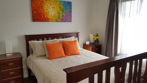 Brightwater Room For Rent On The Sunshine Coast - C Tourism 3