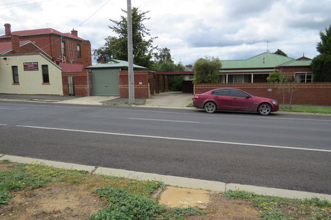 Bristol House Accommodation - C Tourism 1