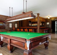 Brookfield Retreat - Large Holiday Home / Group Accommodation - C Tourism