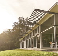 Bundaleer - Architect designed stunning views - C Tourism