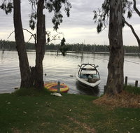 Bundalong Waterfront - C Tourism