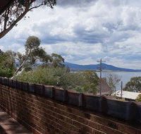 Bundilla 3 - Lake views from the Balcony - C Tourism