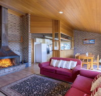 Bundilla 4- Townhouse with Wifi - C Tourism