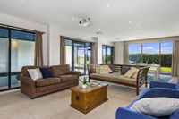 Book Newport Accommodation Vacations C Tourism C Tourism