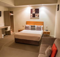 Burkes Hotel Motel - C Tourism