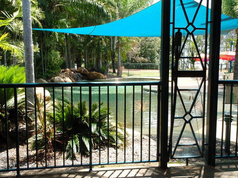 Bushland Beach Tavern - C Tourism 0
