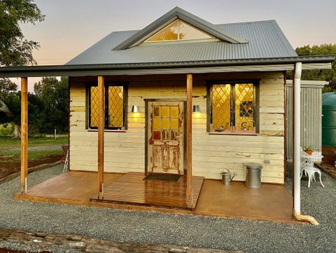 BYRON BAY New! SUNSET COTTAGE - C Tourism 0