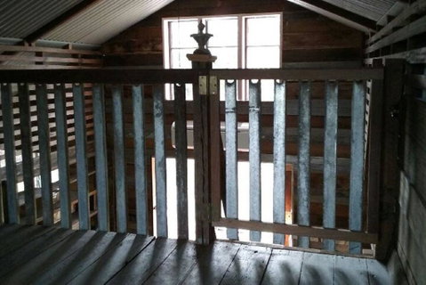 BYRON BAY'S HISTORIC BARNSTAY! - C Tourism 3