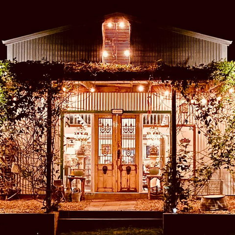 BYRON BAY'S MOD SWANKY SHED AT TOORALOO FARM STAY! - C Tourism 3