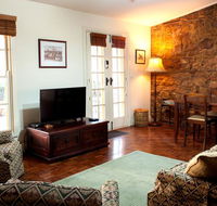 Byronsvale Vineyard and Accommodation - C Tourism