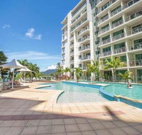 Cairns Esplanade 2 Bed 2 Bath Resort Hotel - C Tourism
