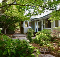 Calamandah House of Blackheath - C Tourism