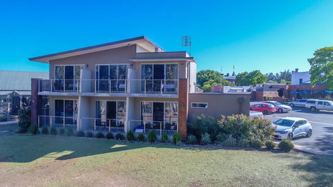 Campaspe Lodge - C Tourism 0
