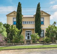 Campbell House - C Tourism