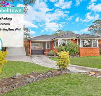CAMPBELLTOWN HOLIDAY HOME 3 BED  FREE PARKING NCA039 - C Tourism