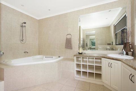 Canyons Bend - 5 Minute Walk To Shops And Cafes - C Tourism 3