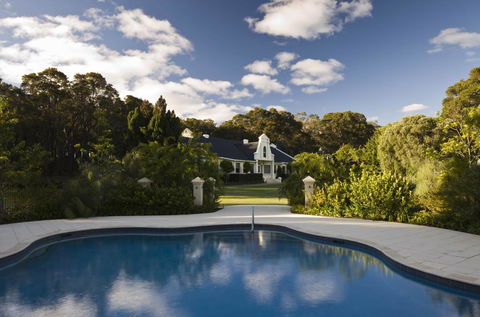 Cape Lodge - C Tourism 1