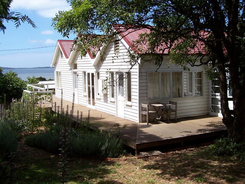 Captain Lock's Cottage - C Tourism 0