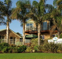 Captain's Quarters Bermagui - C Tourism