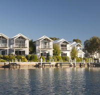 Captains Cove Resort - C Tourism