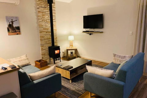 Carbunup Cottage - C Tourism 1