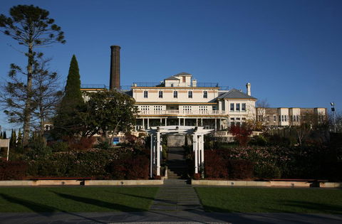 Carrington Hotel - C Tourism 0
