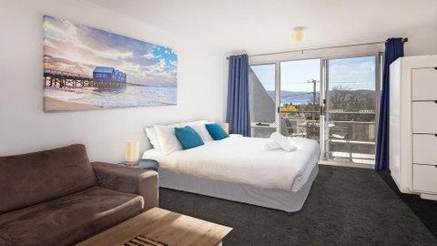 Cascades 7- Centrally Located With Beautiful Views - C Tourism 0