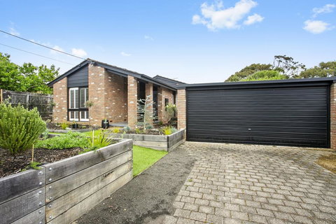 CASTAWAY - C Tourism 3