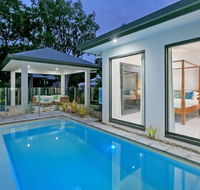 Castaways - Palm Cove - C Tourism
