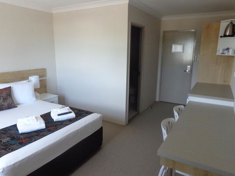 Castle Crest Motel - C Tourism 2