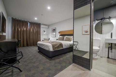 CBD Motor Inn - C Tourism 0