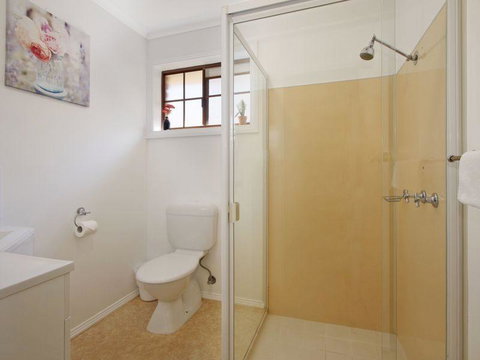 Cedar Cottage - Tudor Village - C Tourism 1