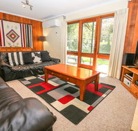 Cedar Holiday Units - Apartment 1 - C Tourism