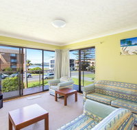 Champagne Court 1 with Water Views - C Tourism