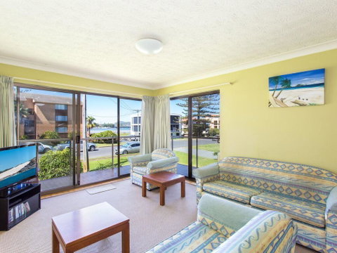 Champagne Court 1 With Water Views - C Tourism 0