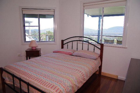 Charm Cottage, 58 Skyline Crescent - C Tourism 1
