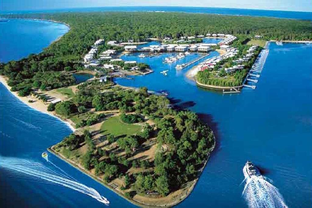 South Stradbroke QLD C Tourism