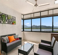 Chic City Apartment with Waterfront Views - C Tourism