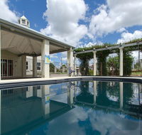 Coachmans Inn Warwick - C Tourism