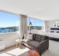 Coastal chic designer apartment - C Tourism