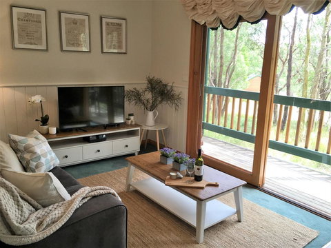 Cockatoo Cottages - C Tourism 0